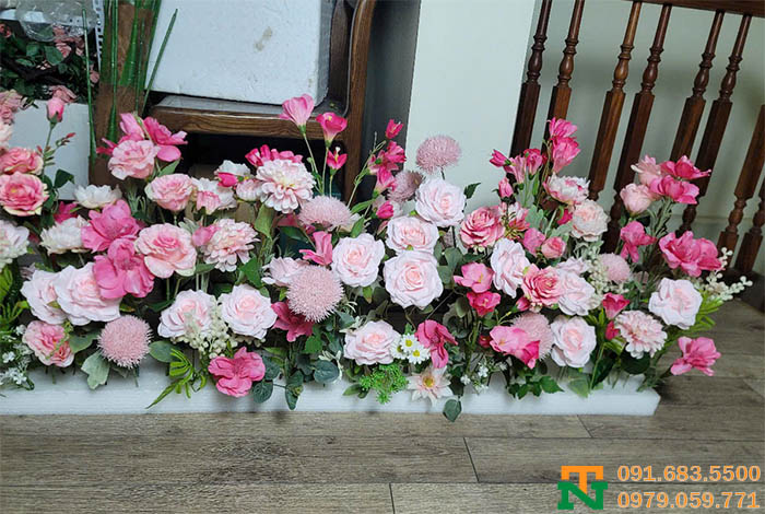 Bồn hoa hồng decor quán, văn phòng