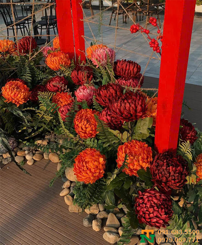 Hoa lụa trang trí sự kiện ngoài trời