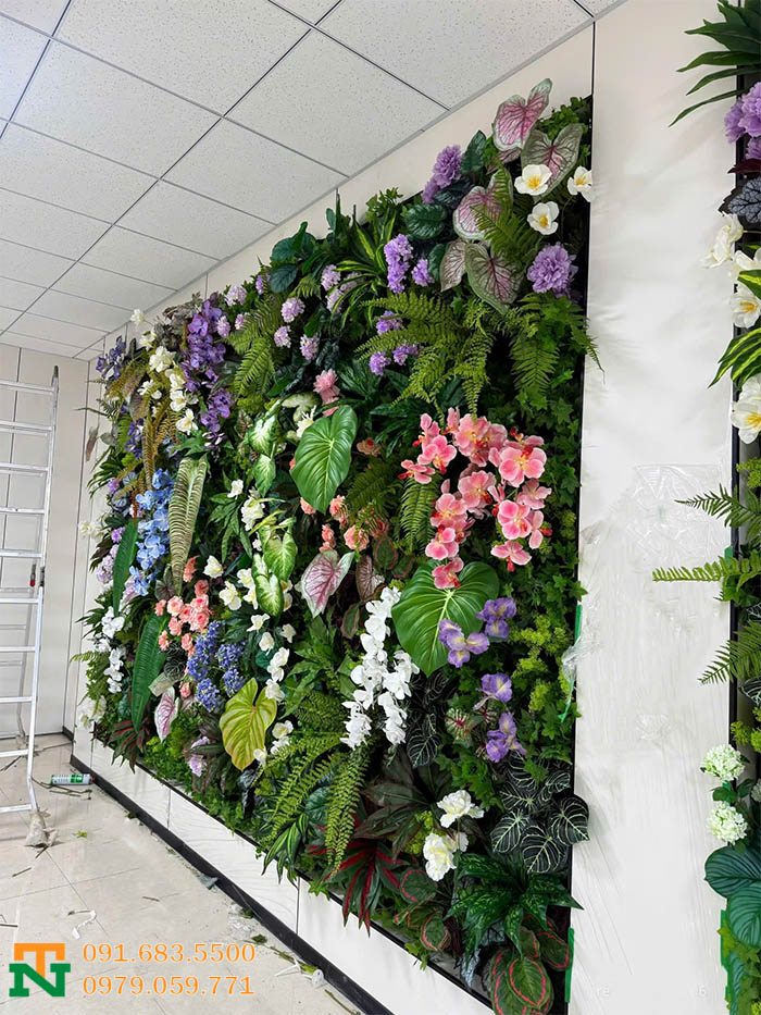 Thi công tường cây hoa giá rẻ