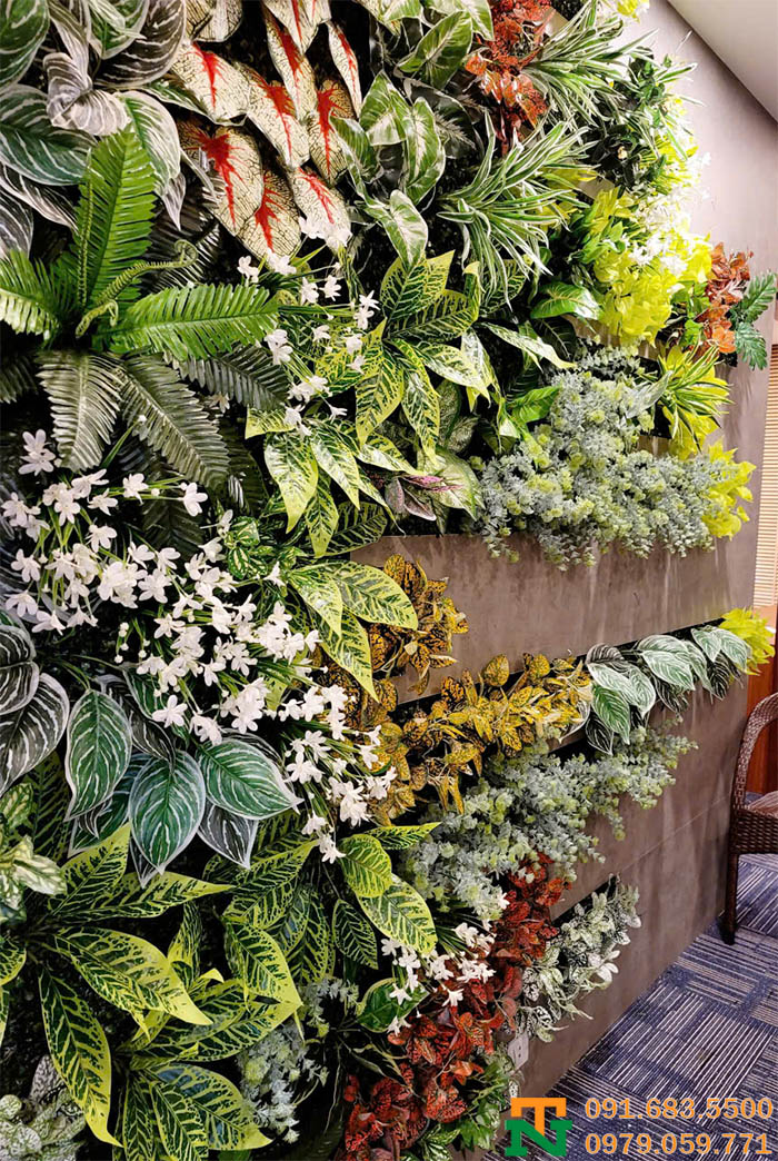 Decor văn phòng bằng tường cây giả